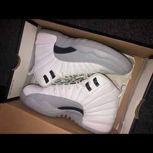air jordan 12s